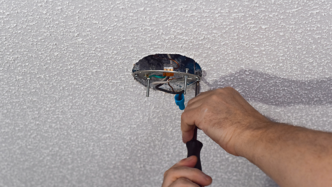 comment raccourcir le fil electrique d un luminaire